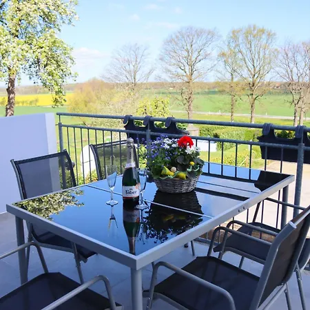 Ullrichshof Oberlausitz - Sauna Grillplatz Panoramablick Апартаменты *